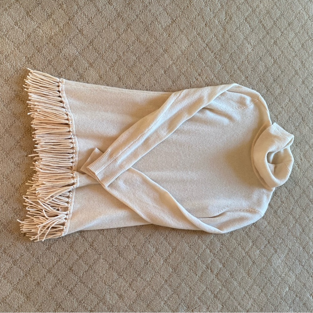 Winter white 100% cashmere turtleneck with fringe sweater.